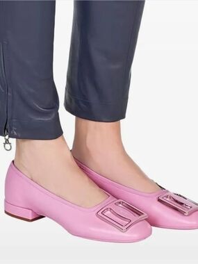 Salvatore Ferragamo Women Flamingo buckle leather ballerina flats Size 8.5C NWB